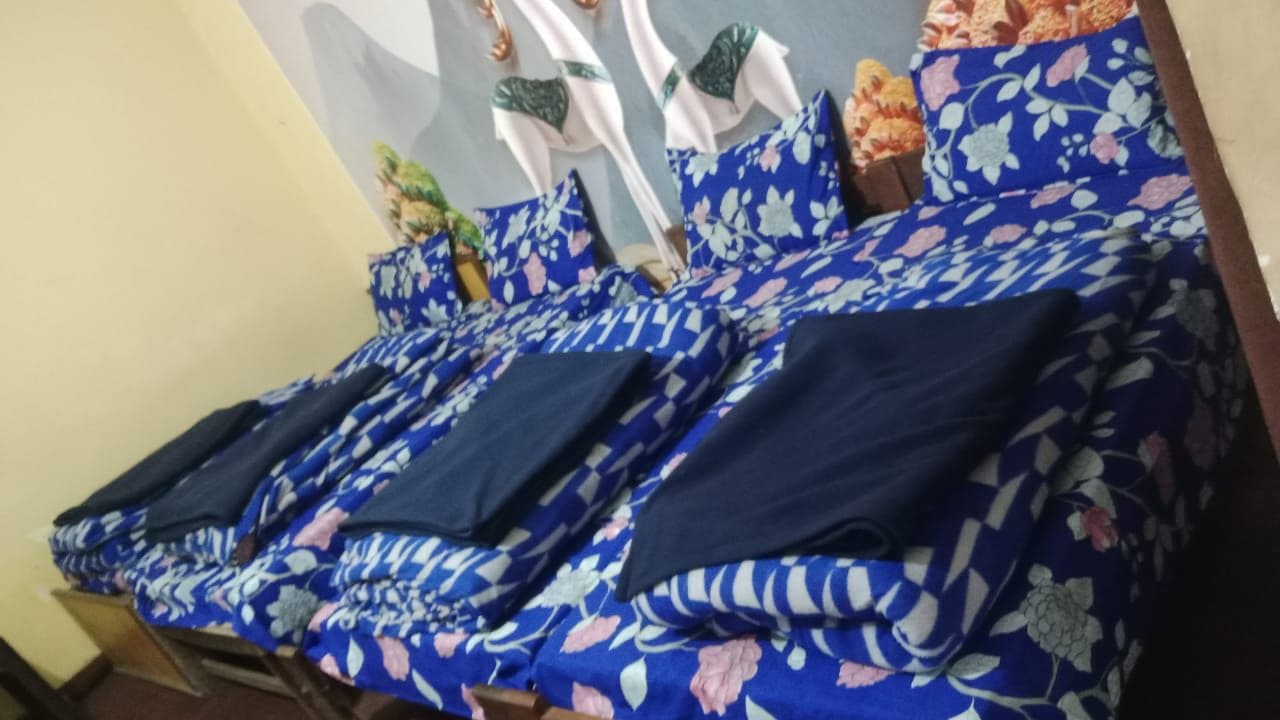 4 Bed Room